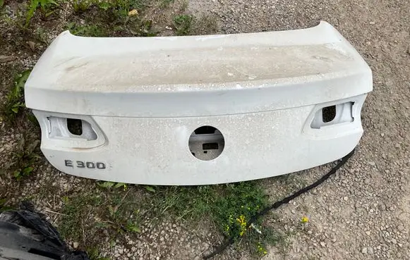 Mercedes-Benz E W238 Tailgate/trunk/boot lid