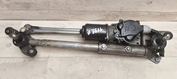 Honda FR-V Front wiper linkage and motor 