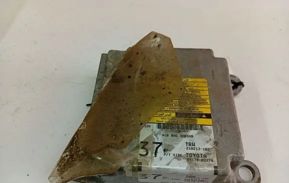 Toyota Corolla E120 E130 Airbag control unit/module 210213102
