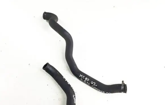 Volvo XC90 Engine coolant pipe/hose
