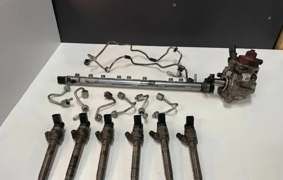 BMW X3 F25 Fuel injection system set 0445010634 7823463 780012402