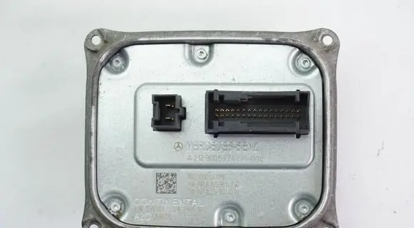 Mercedes-Benz E W212 Headlight ballast module Xenon A2129005324