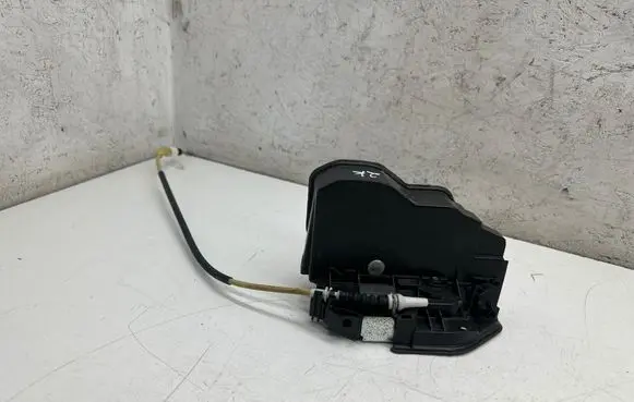 BMW 5 F10 F11 Rear door lock 7229459 053702