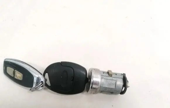 Ford Mondeo Mk III Ignition lock uc592300a