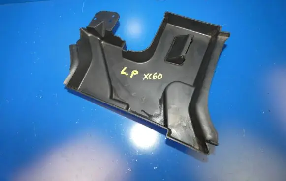 Volvo XC60 Intercooler air guide/duct channel 6G9N022B19A M0N7A