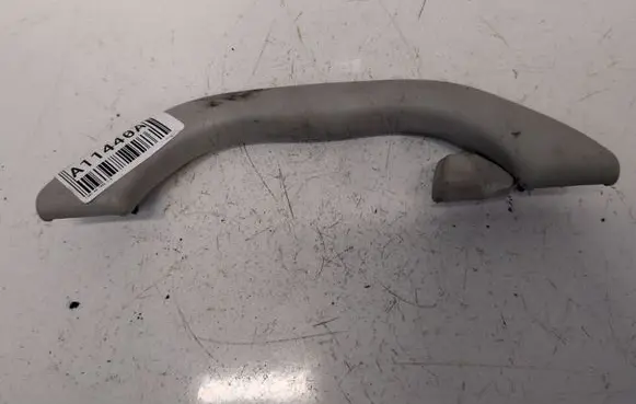 Audi A4 S4 B5 8D Rear interior roof grab handle 8D0857607A