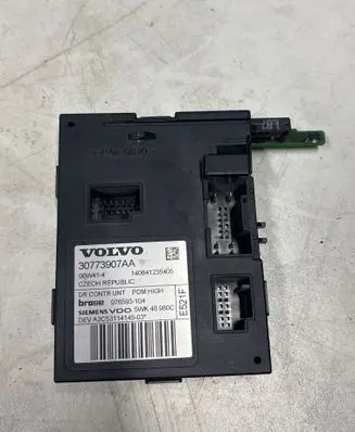 Volvo V50 Front door window regulator motor 30773907AA 976593104 140641235405