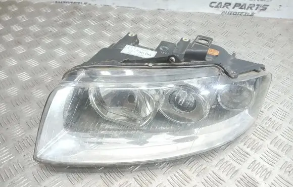 Audi A4 S4 B6 8E 8H Headlight/headlamp