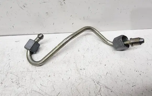 Nissan Qashqai Fuel injector supply line/pipe 1668100QAF