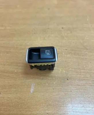 Mercedes-Benz E W212 Other switches/knobs/shifts A2049058102 F5735