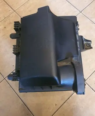 Volkswagen Transporter - Caravelle T4 Air filter box 074129601J 074183C 074129607M