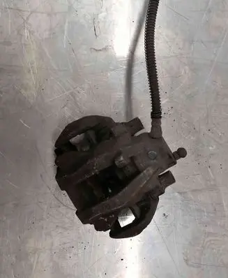 Mercedes-Benz E W211 Rear brake caliper A0024202883