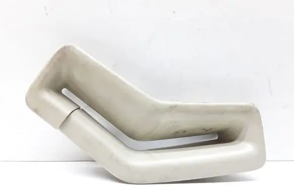 Volvo V70 Seat belt trim 