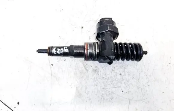 Ford Galaxy Fuel injector 038330073 0414720014