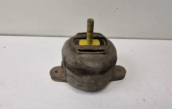 Audi A8 S8 D3 4E Gearbox mount 4E0399151AR