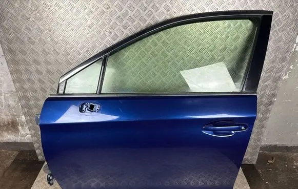 Subaru Outback (BS) Front door