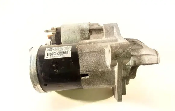 Nissan Juke I F15 Starter motor 233001KA1A M000T32172ZE