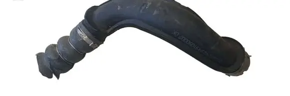 BMW X1 U11 Intercooler hose/pipe 8471882