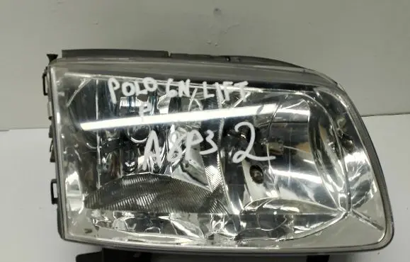 Volkswagen Polo Headlight/headlamp