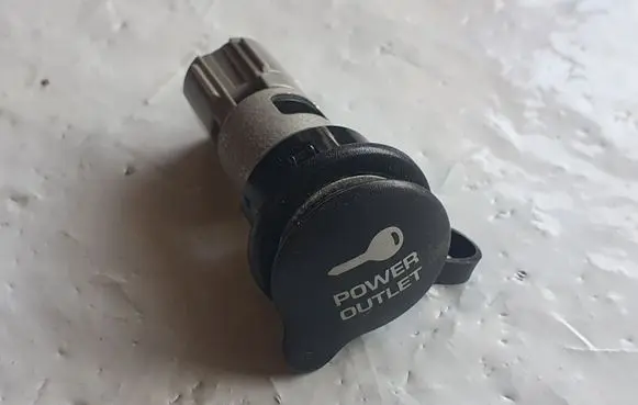 Chrysler Town u0026 Country V 12 V Socket (rear) VC23207A