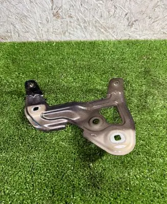 BMW 3 G20 G21 Fender mounting bracket 7419405