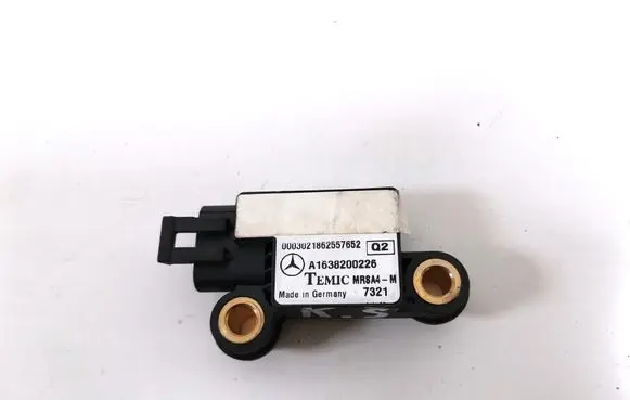 Mercedes-Benz ML W163 Airbag deployment crash/impact sensor A1638200226