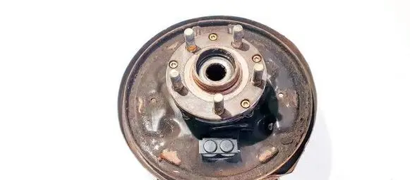 Subaru Forester SG Rear wheel hub