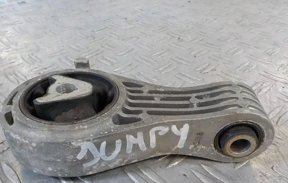 Citroen Jumpy Engine mounting bracket 9816338580