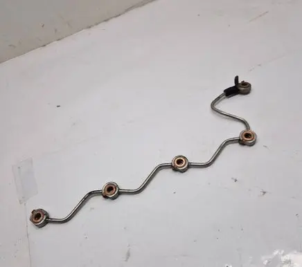 Mazda CX-5 Fuel line pipe