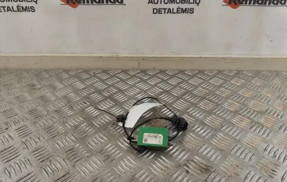 Ford Fiesta Aerial antenna amplifier BA6T18C847AB