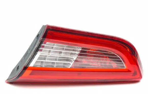 Maserati Ghibli Tailgate rear/tail lights 6700046630