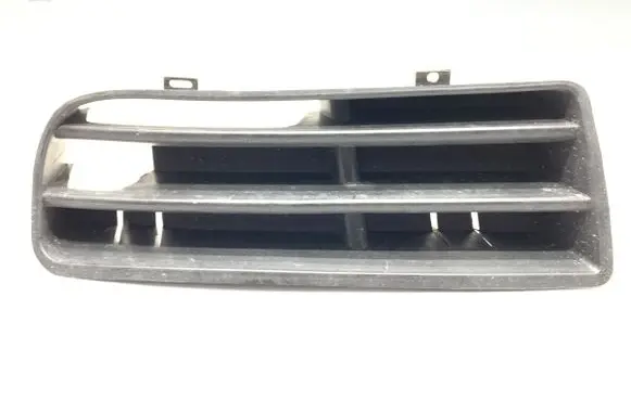 Front bumper lower grill