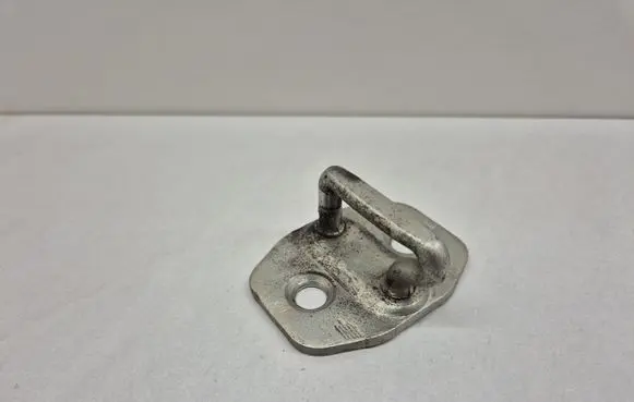 Mercedes-Benz Sprinter W907 W910 Front door lock loop/hook striker A9067200004