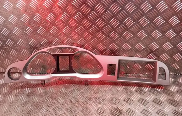 Dashboard trim