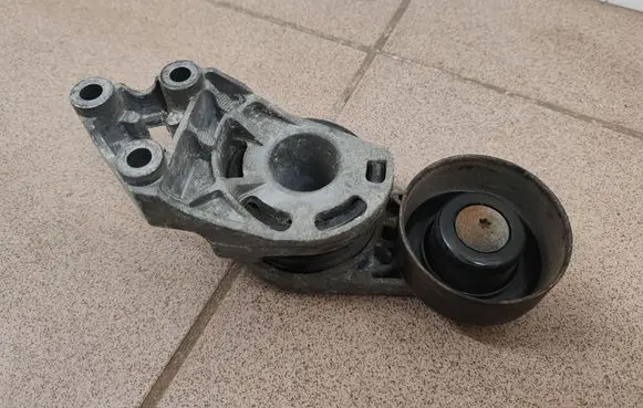 Audi A2 Generator/alternator belt tensioner 65235