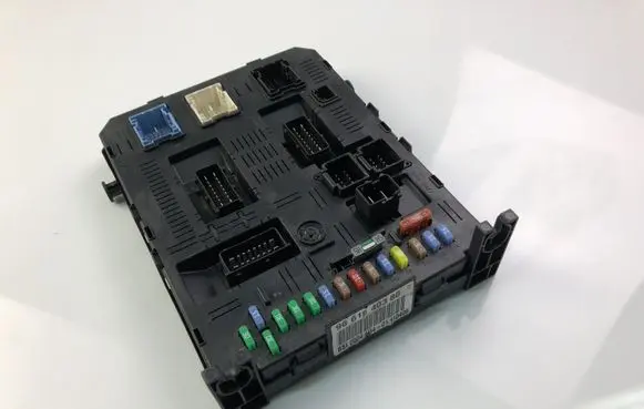 Citroen C5 Fuse box set 9661940380