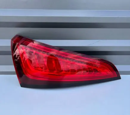 Audi Q5 SQ5 Rear/tail lights 8R0945093C 21240101 AU416PA