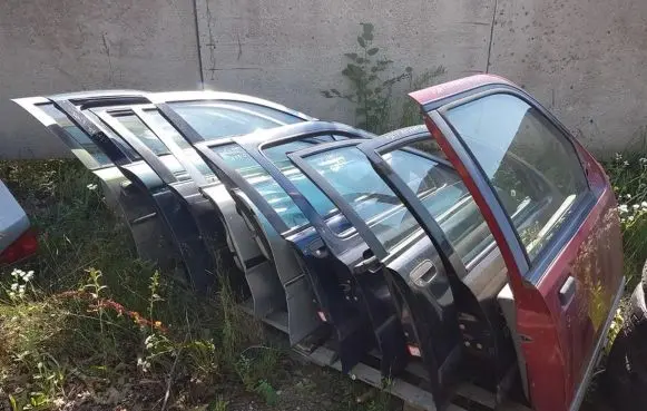 Volvo S40, V40 Front door