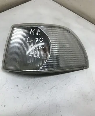 Volvo C70 Front indicator light