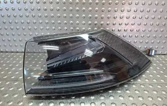 Peugeot 508 II Rear/tail lights S27624266 9848670180