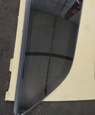 Dodge Journey Rear side window 43R004725