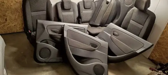 Renault Scenic III - Grand scenic III Seat and door cards trim set 