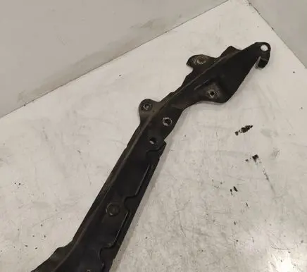 BMW 5 E60 E61 Top upper radiator support slam panel