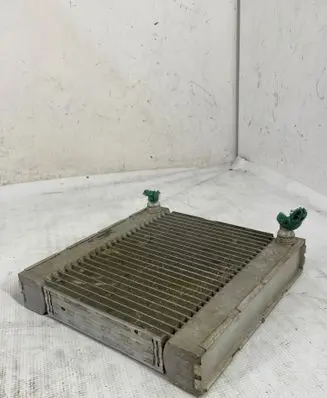 BMW 5 F10 F11 Optional radiator 7806190 P3245003