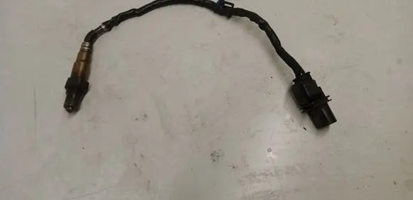 BMW 5 E60 E61 Lambda probe sensor 7791592 0281004019
