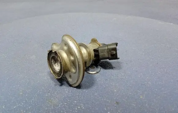 Fuel injector