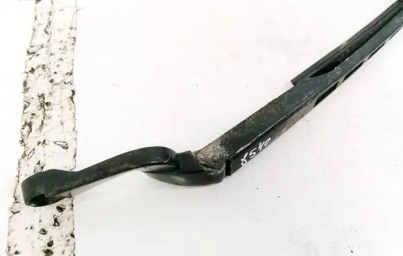 Audi A6 S6 C6 4F Front wiper blade arm