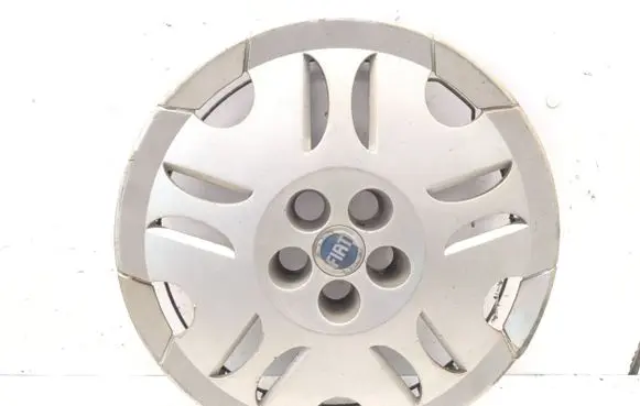 Fiat Ulysse R15 wheel hub/cap/trim 1484523077