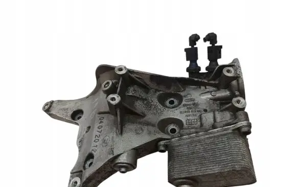 Skoda Superb B6 (3T) Oil filter mounting bracket 06J903143AH