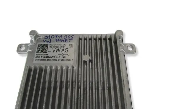 Volkswagen PASSAT B9 LED ballast control module 992941591DG